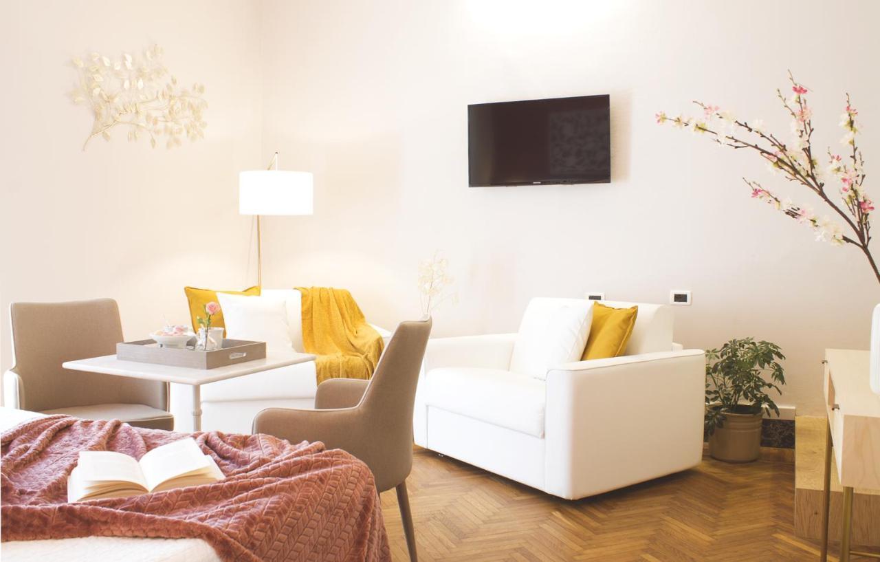 Accanto Al Centro B&B Prato  Ngoại thất bức ảnh